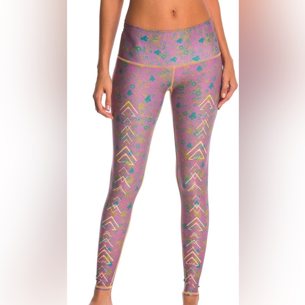 Teeki  “Meadow” hot Pant or Legging Size Small
